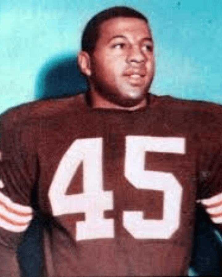 How Ernie Davis faced leukemia at the peak of his career. - LAH. | Living American Heritage